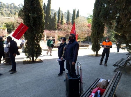 Concentración en la sede de la Alhambra (UGT)