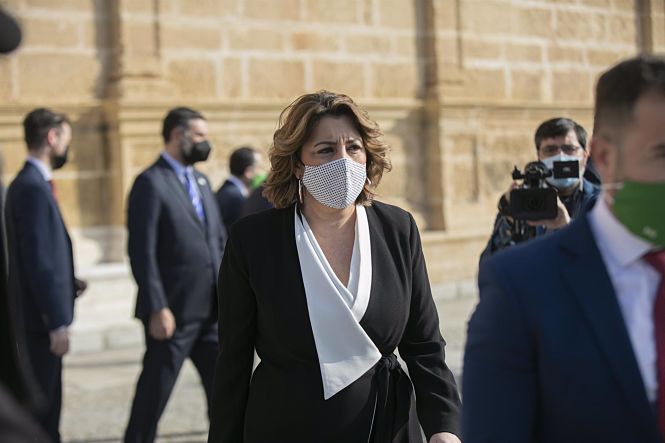 La secretaria general del PSOE- A, Susana Díaz (c), durante el acto con motivo del Día de Andalucía (MARÍA JOSÉ LÓPEZ - EUROPA PRESS) La secretaria general del PSOE- A, Susana Díaz (c), durante el acto con motivo del Día de Andalucía (MARÍA JOSÉ LÓPEZ - EUROPA PRESS)