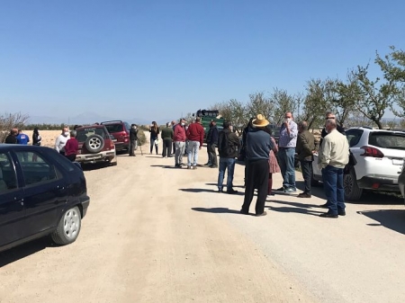 Reunión de agricultores afectados en la pedanía del Francés (Caniles) (AGAPRO)