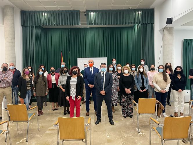 Presentación de la nueva Ley de Infancia y Adolescencia de Andalucía a colectivos de Granada (JUNTA) Presentación de la nueva Ley de Infancia y Adolescencia de Andalucía a colectivos de Granada (JUNTA)