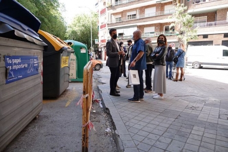 Imagen de la visita a la Calle Arabial (PSOE) 