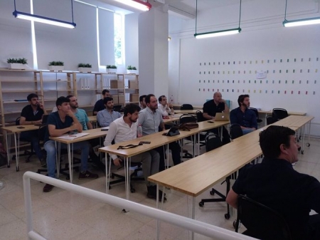El programa de formación para las 27 startups finalistas ha servido para inaugurar la octava edición de Alhambra Venture.(IDEAL)