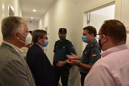 Visita al cuartel de la Guardia Civil (S. BÁRCENA/DIPGRA) 