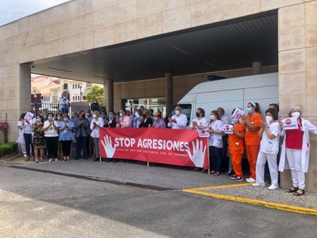 Concentración contra las agresiones a sanitarios (CCOO) 