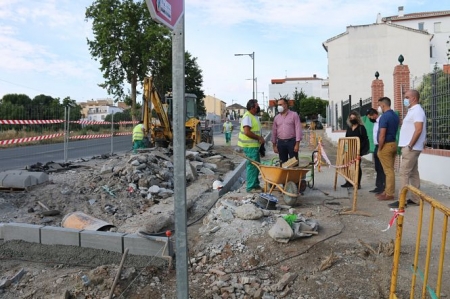 Imagen de la visita a la obra (AYTO. ALHENDÍN)