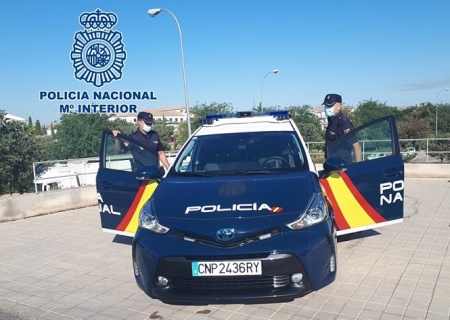 Imagen de una patrulla policial (POLICÍA NACIONAL) 