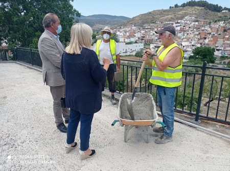 Imagen de la visita a La Peza (JUNTA) 