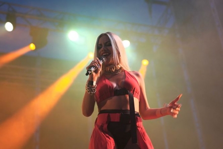 Imagen del concierto de Joana Santos (MOTRIL EN VIVO)