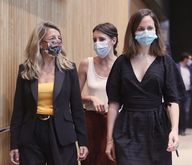La vicepresidenta segunda del Gobierno y ministra de Trabajo y Economía Social, Yolanda Díaz; la ministra de Igualdad, Irene Montero y la ministra de Derechos Sociales y Agenda 2030, Ione Belarra (EUROPA PRESS/E. PARRA. POOL) La vicepresidenta segunda del Gobierno y ministra de Trabajo y Economía Social, Yolanda Díaz; la ministra de Igualdad, Irene Montero y la ministra de Derechos Sociales y Agenda 2030, Ione Belarra (EUROPA PRESS/E. PARRA. POOL)