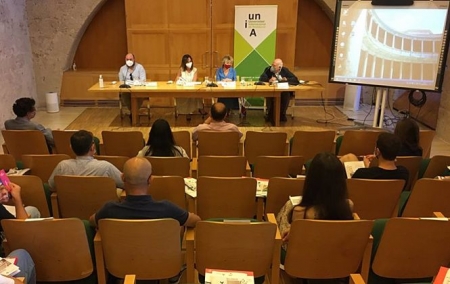 Imagen de la inauguración de la cuarta edición del curso de la UNIa `La Alhambra, la música y las artes (IV): siglos XX y XXI` (UNIA) 