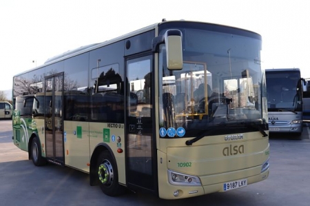 Imagen de un autobús metropolitano (JUNTA)