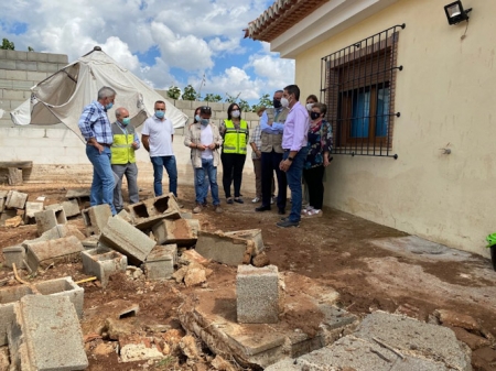 Imagen de la visita a una de las zonas afectadas (PP) 