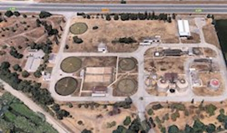 Imagen aérea de la Estación Depuradora de Aguas Residuales (EDAR) de Los Vados en Granada (JUNTA DE ANDALUCÍA) 
