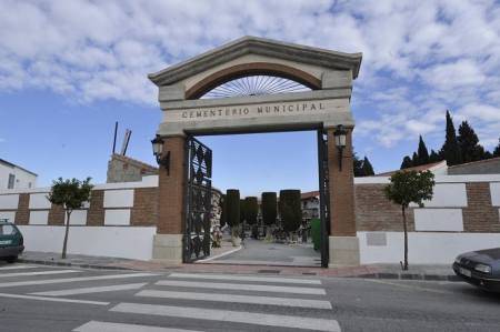 Fachada del cementerio de Armilla (AYTO. ARMILLA)