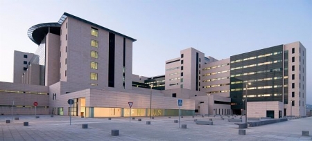 Hospital Universitario San Cecilio de Granada, en una imagen de archivo (JUNTA) 