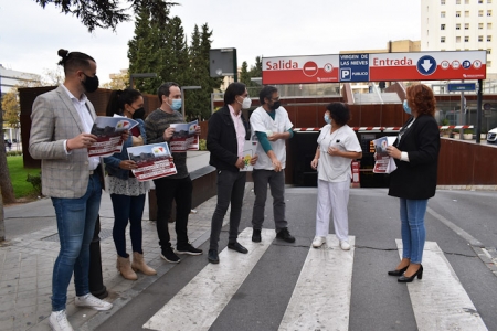 Imagen de la visita al parking del Hospital Virgen de las Nieves (IU)
