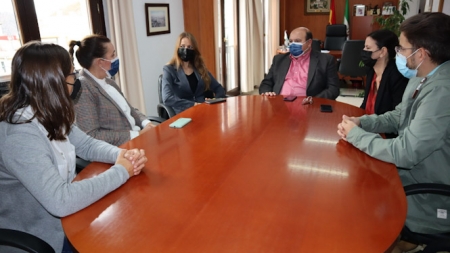 Imagen de la reunión en el Ayuntamiento de Güejar Sierra (AYTO. GÜEJAR SIERRA)