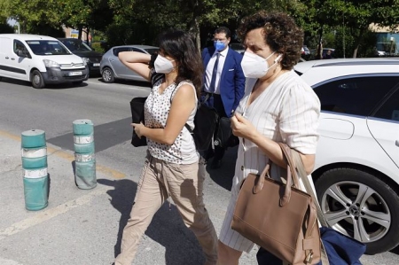 uana Rivas, antes de acceder al centro de inserción social Matilde Cantos en Granada capital, en imagen de archivo (EUROPA PRESS/ÁLEX CÁMARA)