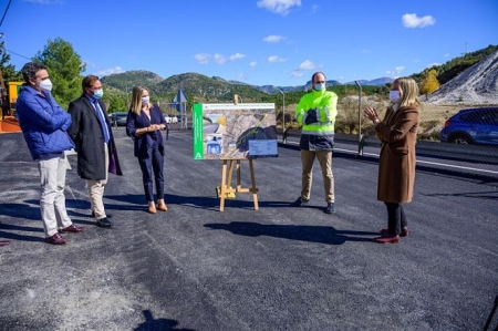 Marifrán Carazo ha visitado la Carretera de El Fargue (JUNTA) 