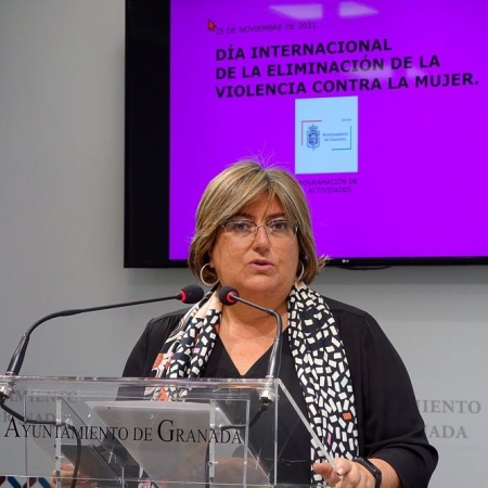 La concejal de Igualdad de Granada, Ana Muñoz, presenta los actos con motivo del 25N (AYUNTAMIENTO DE GRANADA)