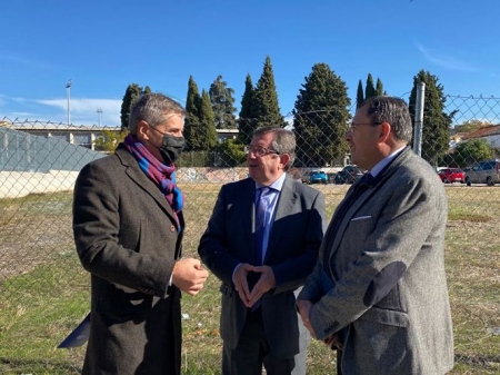 Visita  ala parcela de la abriada de la Juventud (PP)