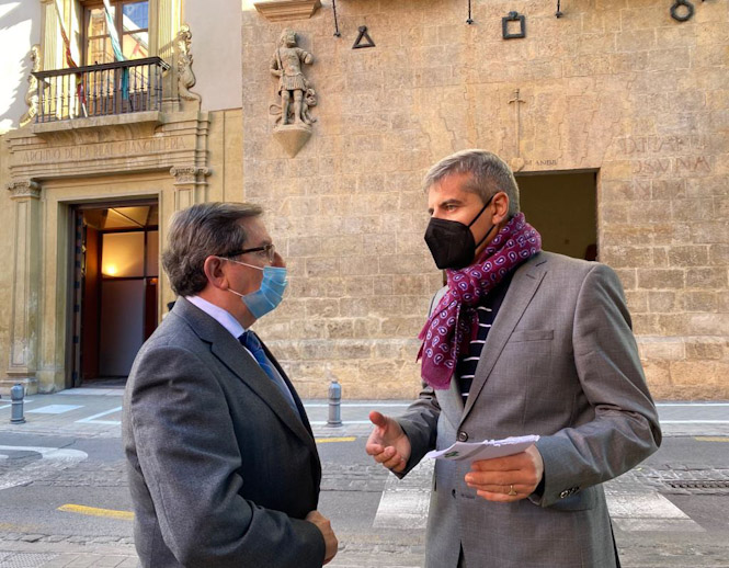 Luis González y César Díaz en la Casa de los Tiros (PP)