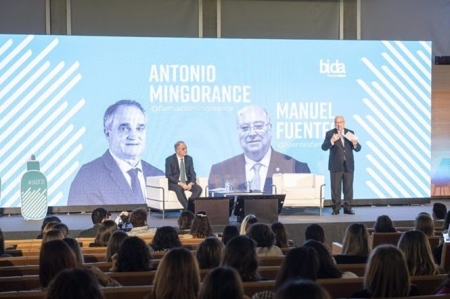 El presidente del Cacof, Antonio Mingorance, y el presidente del Colegio de Farmacéuticos da Granada, Manuel Fuentes, durante la inauguración de la jornada (CACOFf) 