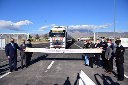 Nuevo vial de acceso directo desde la autovía al muelle de las Azucenas (PUERTO)