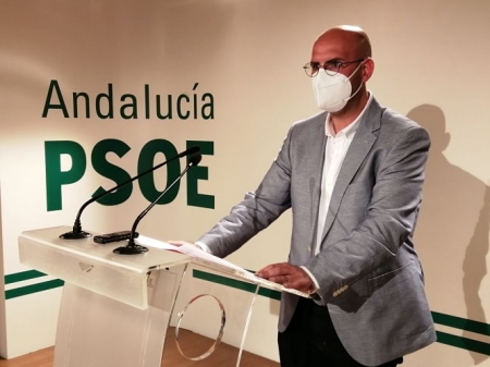 El portavoz del PSOE en el Ayuntamiento de Caniles, Miguel Román (PSOE)