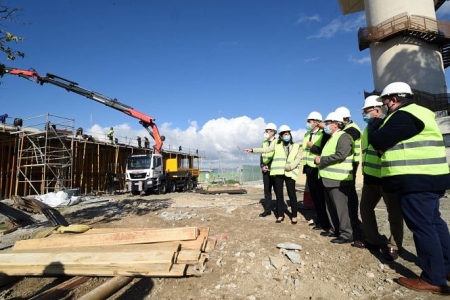 Imagen de la visita a las obras del aeropuerto (SUBDELEGACIÓN)