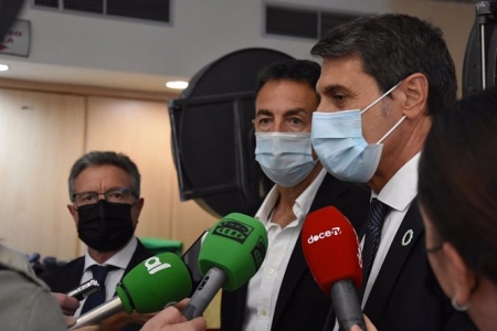 El delegado del Gobierno de España en Andalucía, Pedro Fernández, atiende a los medios en Baza, en imagen de archivo (DELEGACIÓN DEL GOBIERNO EN ANDALUCÍA) 