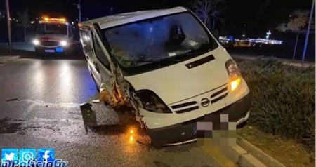 Estado en que quedó la furgoneta (POLICÍA LOCAL DE GRANADA) 