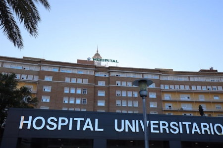 Fachada principal del Hospital Universitario Virgen del Rocío de Sevilla. (JUNTA DE ANDALUCIA)