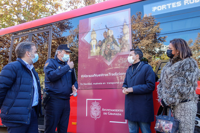 Presentación de la campaña de concienciación del uso del transporte público (JAVIER ALGARRA / AYUNTAMIENTO) Presentación de la campaña de concienciación del uso del transporte público (JAVIER ALGARRA / AYUNTAMIENTO)