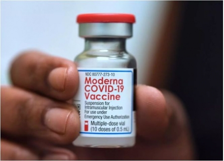 Dosis de la vacuna Moderna (PAUL HENNESSY/SOPA /ZU / DPA)