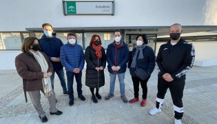 Imagen de la visita al consultorio médico de Láchar (PSOE) 