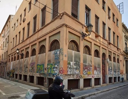 Edificio de la Comisaría de la Plaza de los Lobos de Granada (ASOCIACIÓN GRANADINA VERDAD, JUSTICIA Y REPARACIÓN) 