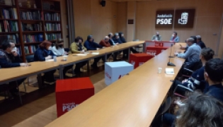 Encuentro sobre Inteligencia Artificial celebrado en la sede del PSOE de Granada. (PSOE)