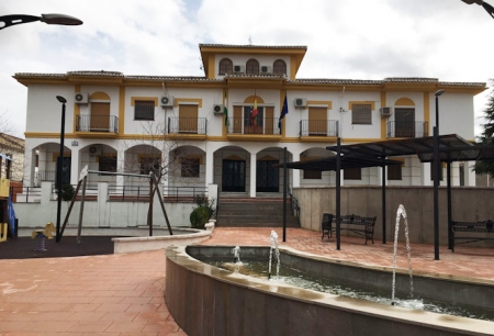 Ayuntamiento de Chimeneas (IU)