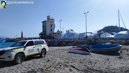 Vehículo de la Policía Autonómica (JUNTA)