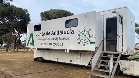Vehículo de respuesta covid de la Junta de Andalucía (COVID-19) 