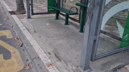 Parada de autobús (IU)