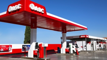Imagen de una gasolinera (ASC) 
