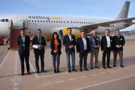 Llegada del vuelo inaugural (DIPUTACIÓN) 