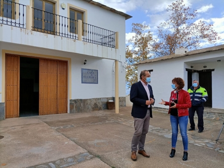 Imagen de la visita a la casa de la cultura de Nevada (JUNTA DE ANDALUCÍA)