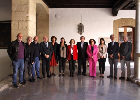 Acuerdo para la dirección y coordinación de todas las actuaciones forenses de exhumación en el Valle de los Caídos (UGR) 