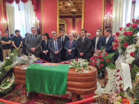 Capilla ardiente de José María Corpas en el Ayuntamiento de Granada (AYUNTAMIENTO) 