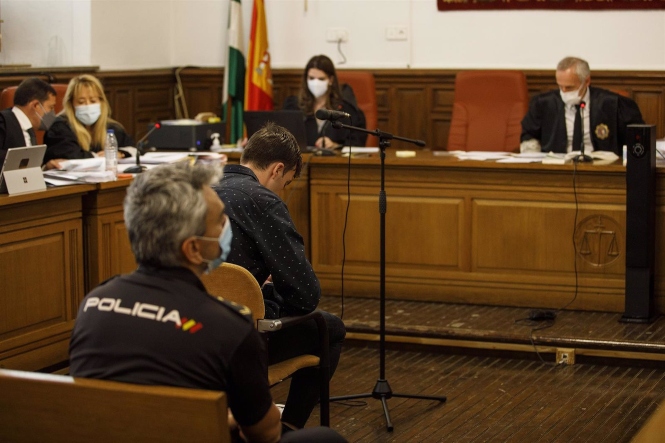 El legionario acusado de asesinar el 8 de febrero de 2020 a su expareja en Zadin en la Audiencia de Granada para ser juzgado(ÁLEX CÁMARA / EUROPA PRESS) El legionario acusado de asesinar el 8 de febrero de 2020 a su expareja en Zadin en la Audiencia de Granada para ser juzgado(ÁLEX CÁMARA / EUROPA PRESS)