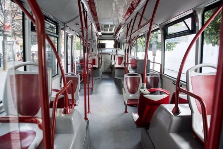 Autobús de Granada, en imagen de archivo (CARLOS GIL/SOPA Images via ZUMA / DPA)