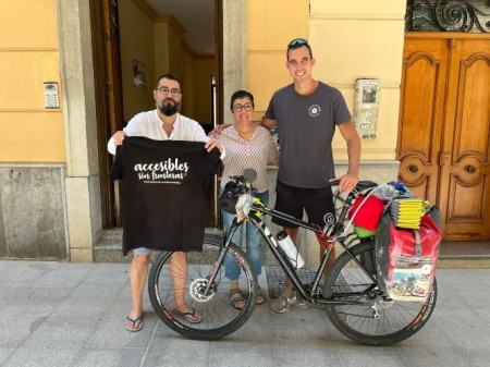 Recibimiento a `Pedaladas Solidarias` (LA CIUDAD ACCESIBLE)